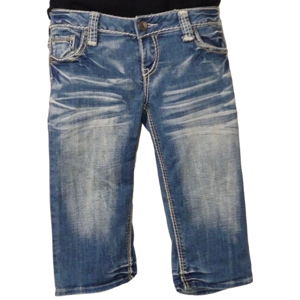 Z2 ⭐️ Distressed Knee Length Jean Shorts